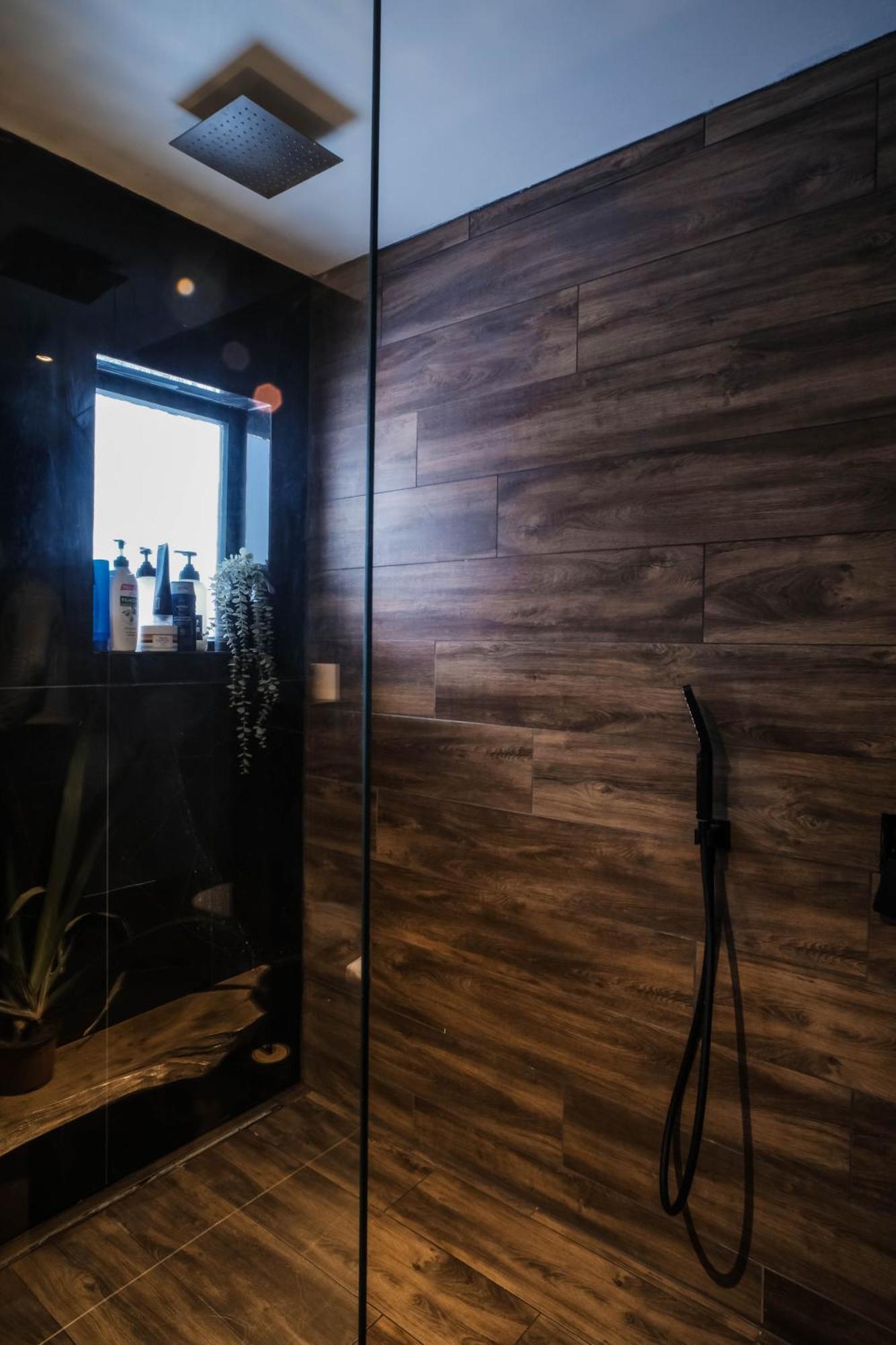 Botnahlid Villa, Mountain And Town Views And Outdoor Sauna Seythisfjorthur
